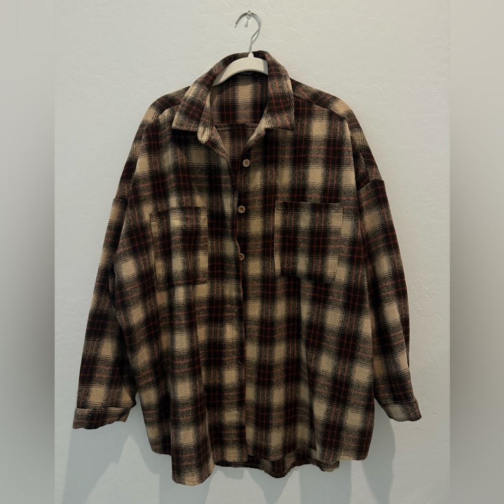 Boohoo Women’s oversized Plaid Flannel Shirt Jacket Shacket NWOT